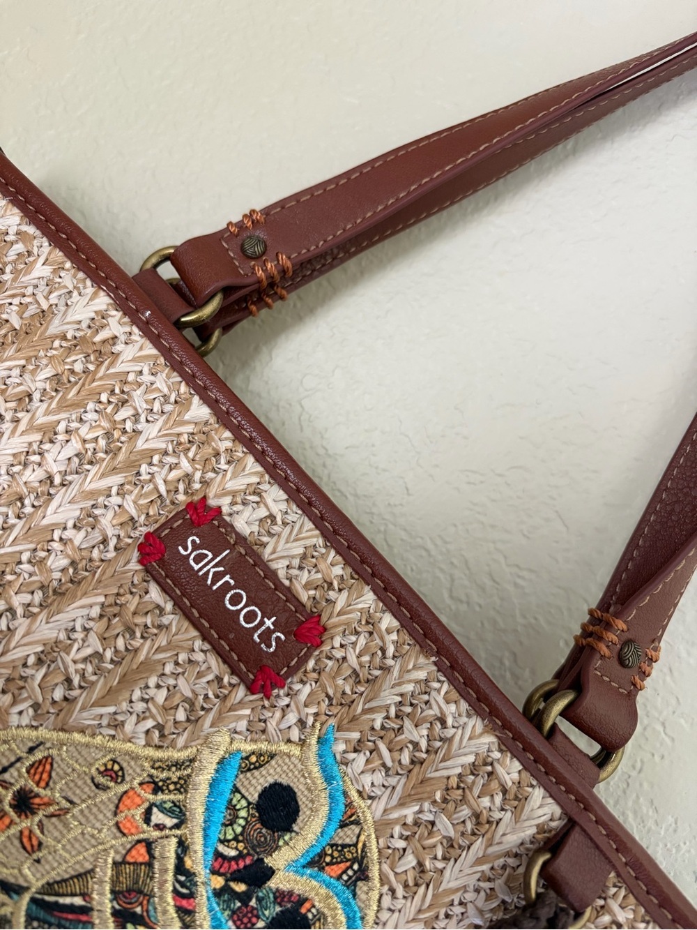 Sakroots Owl Straw Tote Shoulder Bag Woven Raffia Peace Charm Boho - Picture 2 of 15